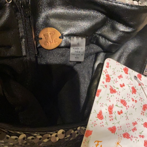 *Free People | NWT Skinny Sequin Camo Mini Skirt. R-15 - Picture 7 of 7